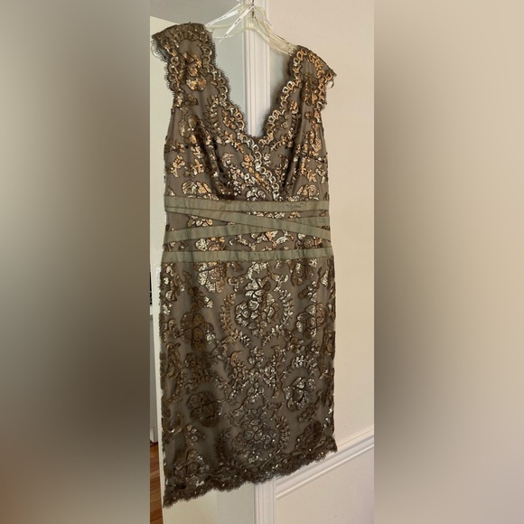 Tadashi Shoji Size 12 Sequin Cocktail Dress - Picture 1 of 16